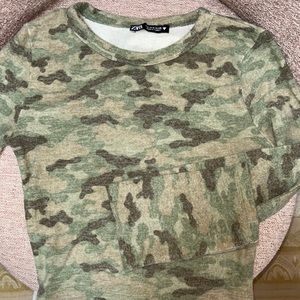 🧡Zara Camo Longsleeve